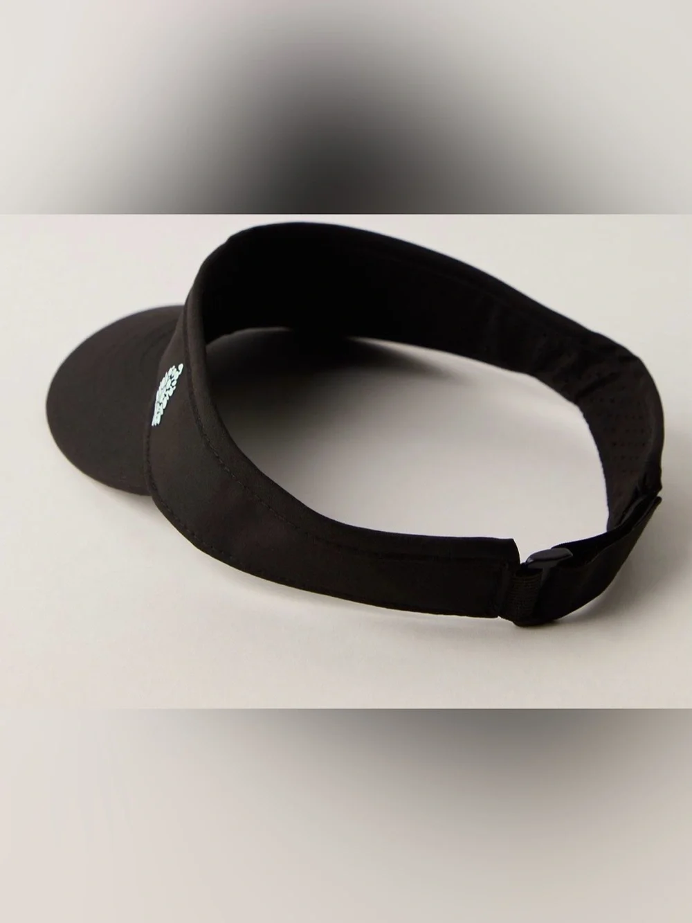Free People Short Sport Visor. NWT. Black
